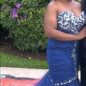 JOVANI couture gown! MAKE AN OFFER 💎