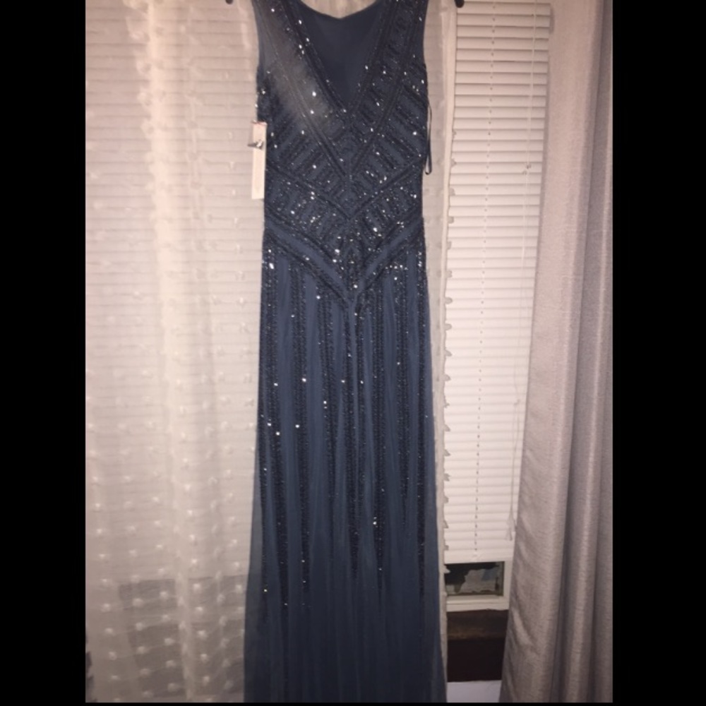 Dress - Picture 3 of 3