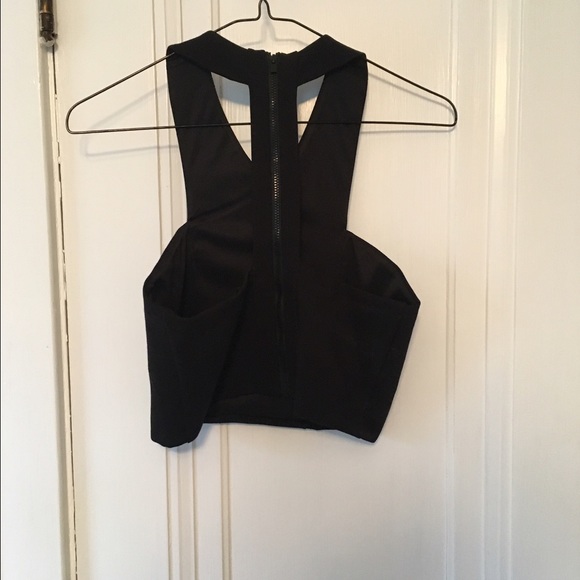 Express Croptop - Picture 2 of 2