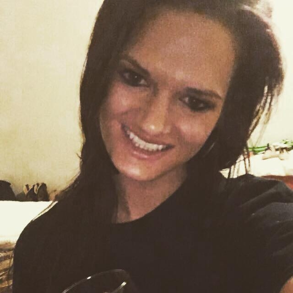 Meet your Posher, Destiny
