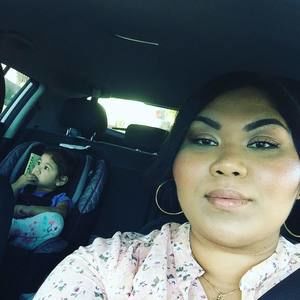 Meet your Posher, Stephanie