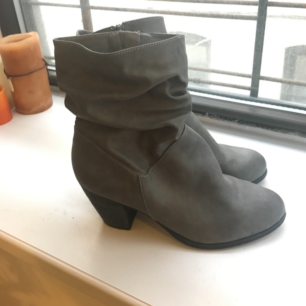 Grey Leather Aldo Slouch Boots
