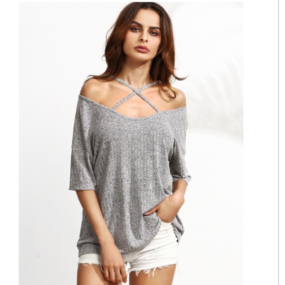 ♥️Sexy Cold Shoulder Criss Cross Tee - Picture 2 of 4