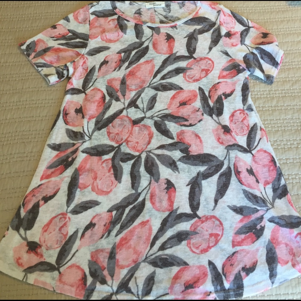 Floral Top size Large