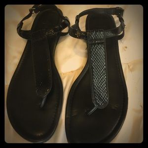 Cole Haan black patent leather t-strap sandals