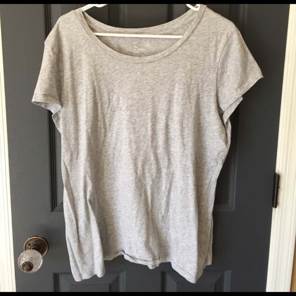 Gap t shirt