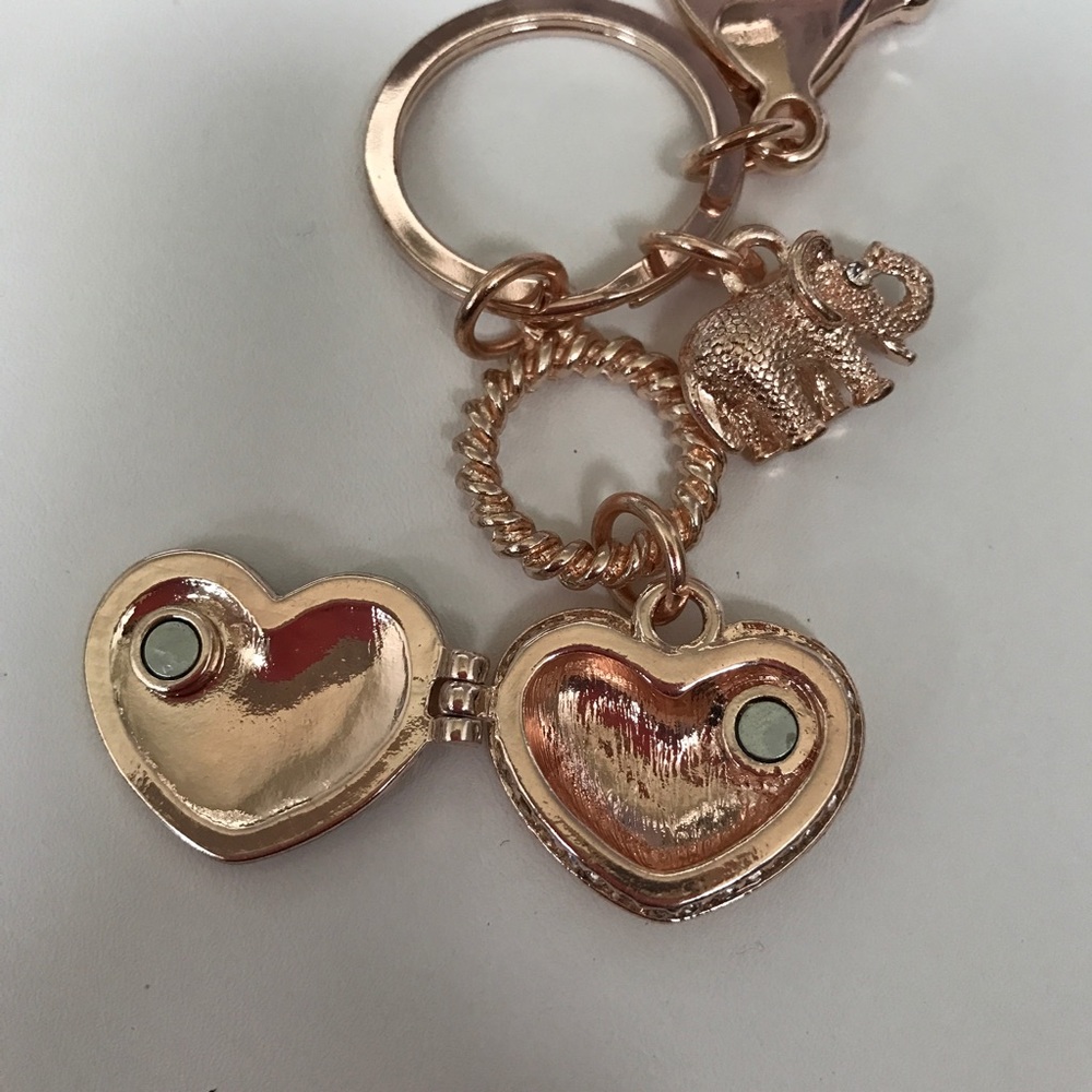 NEW! Heart Locket and Elephant Charm Keychain - Picture 3 of 3