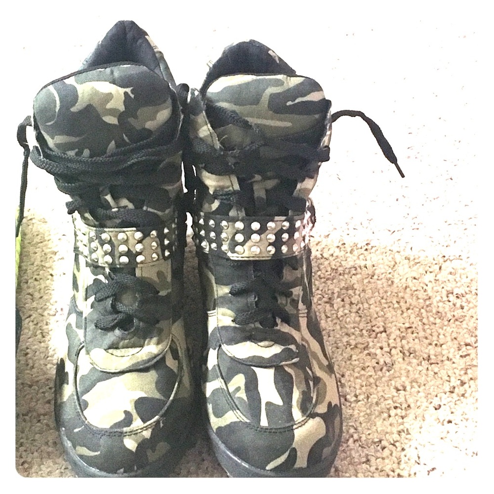 Camo sneaker wedges