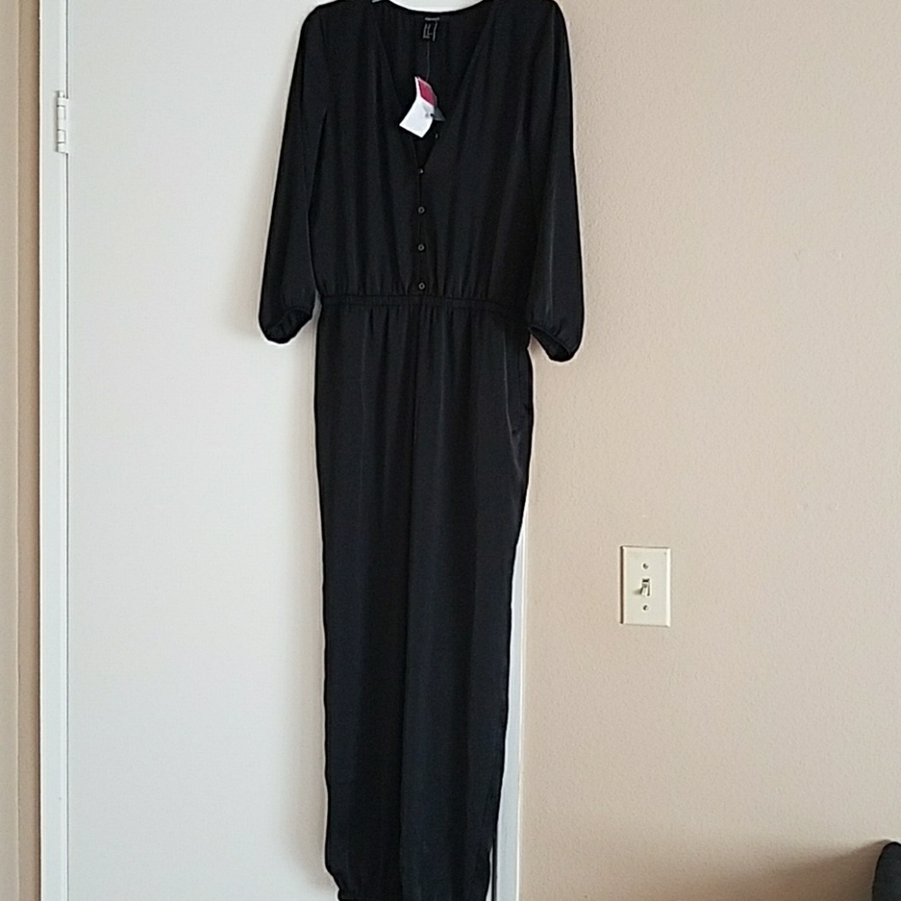 NWT BLACK JUMPER