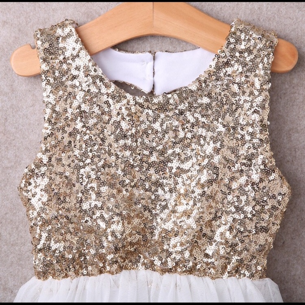 🎀Sequin Heart Hollow Out Dress🎀 LAST ONE LEFT - Picture 6 of 8