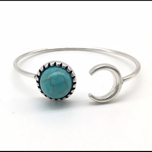 Turquoise Crescent Moon Silver Bangle - Picture 4 of 4