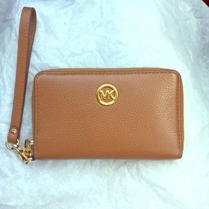 Michael Kors Wristlet