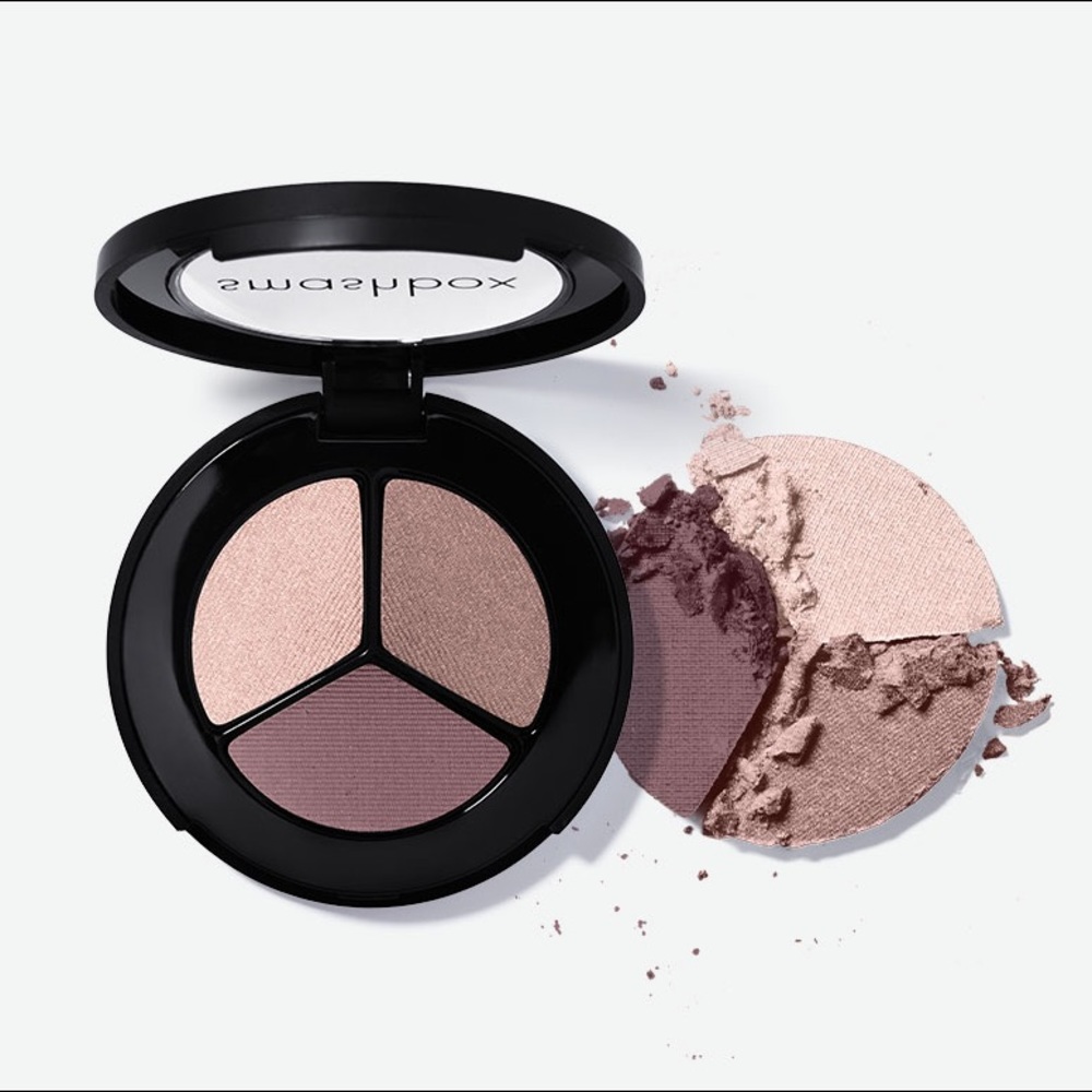smashbox eye shadow trio in spectral