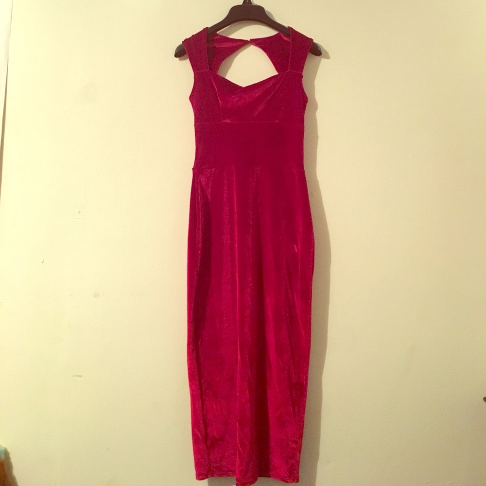 LOWEST PRICE Midi length red velvet dress