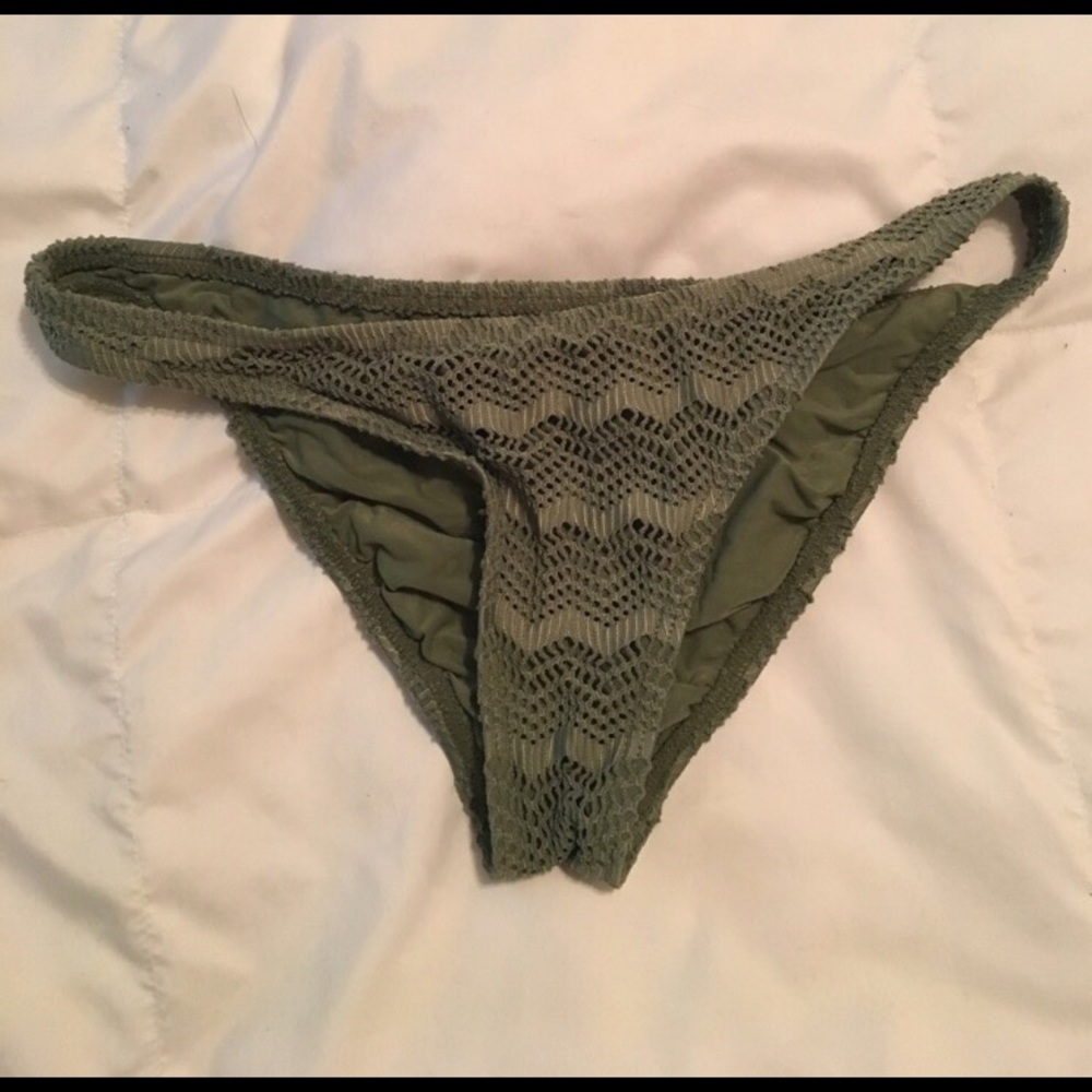 bikini bottom
