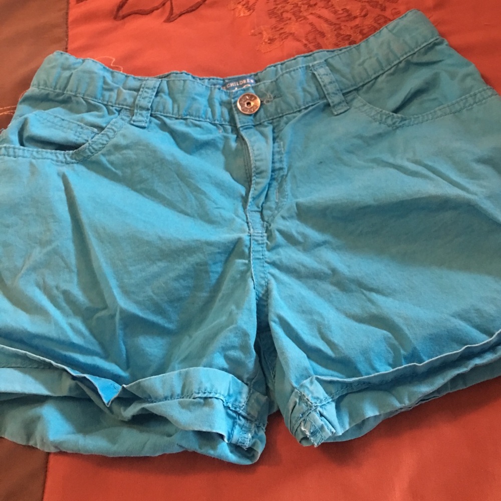 Turquoise children's place shorts.
