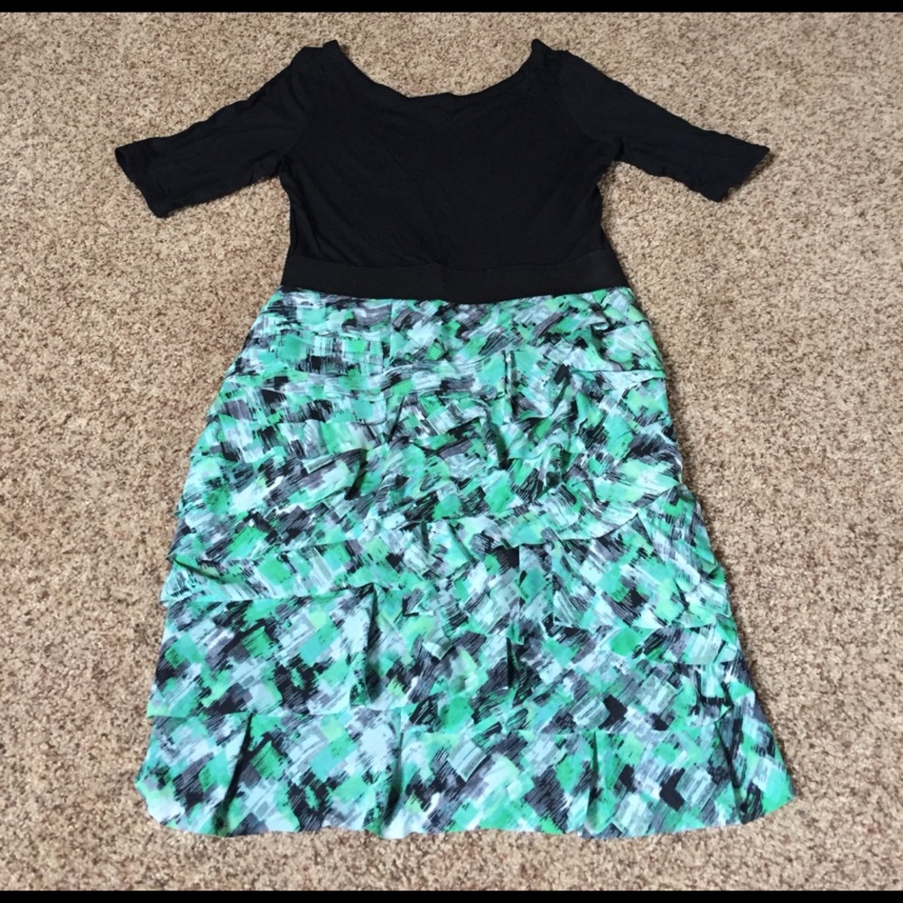 The Limited Dress-Ruffled skirt- Green and Black