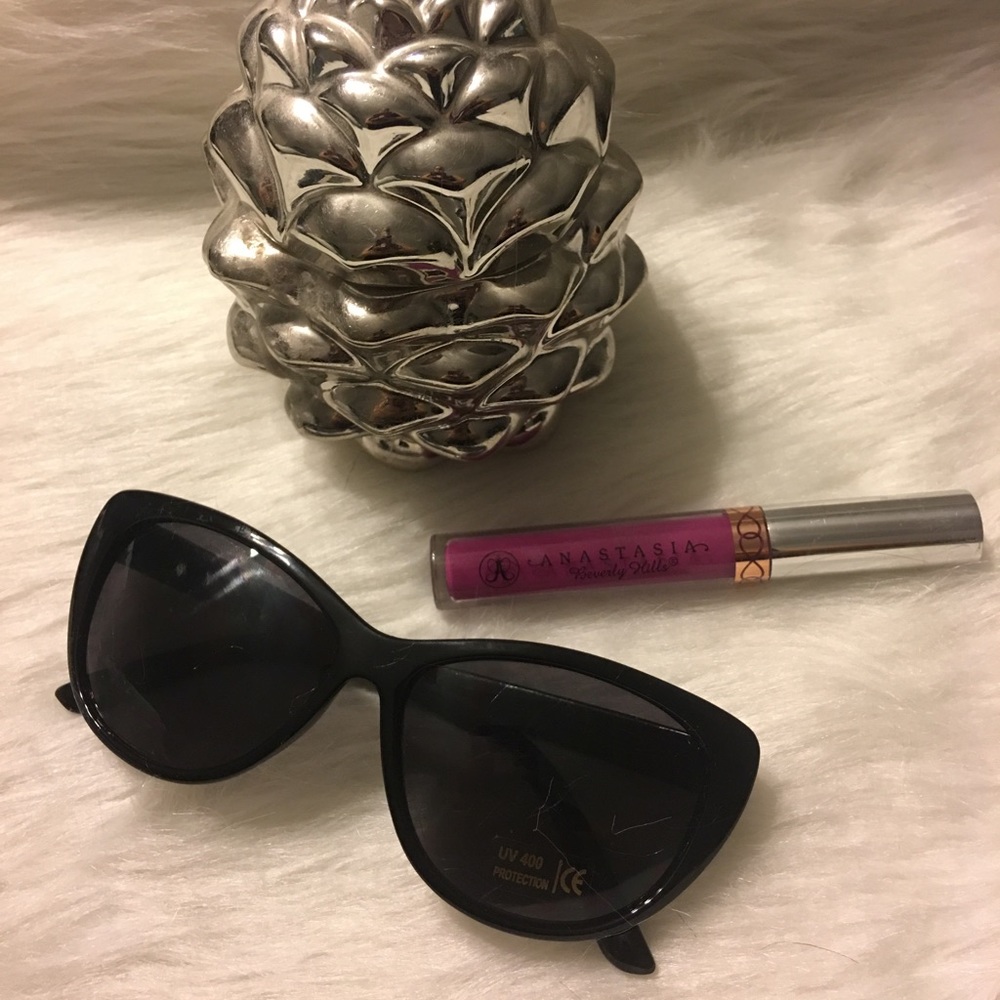 ‼️ 1 Day Sale‼️"Meow" Cat eye sunglasses