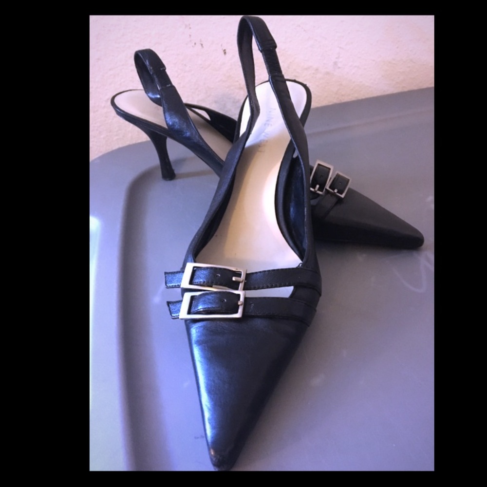 None west small heel shoes
