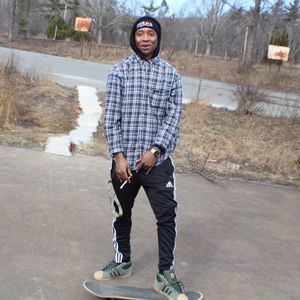 Meet your Posher, Cameron