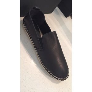 VINCE. Robin BLK LTR Espadrilles - Brand New