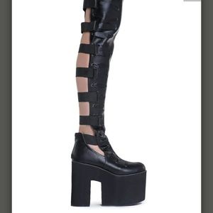 YRU black battle Platforms