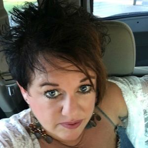 Meet your Posher, Dana