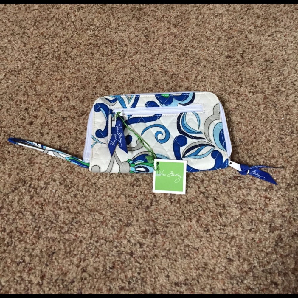 Vera Bradley Mediterranean White (retired) Wallet