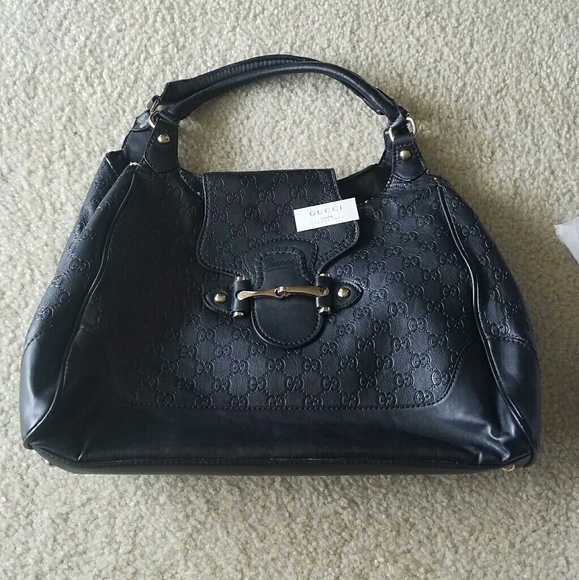 Gucci Handbags - Gucci shoulder hobo bag