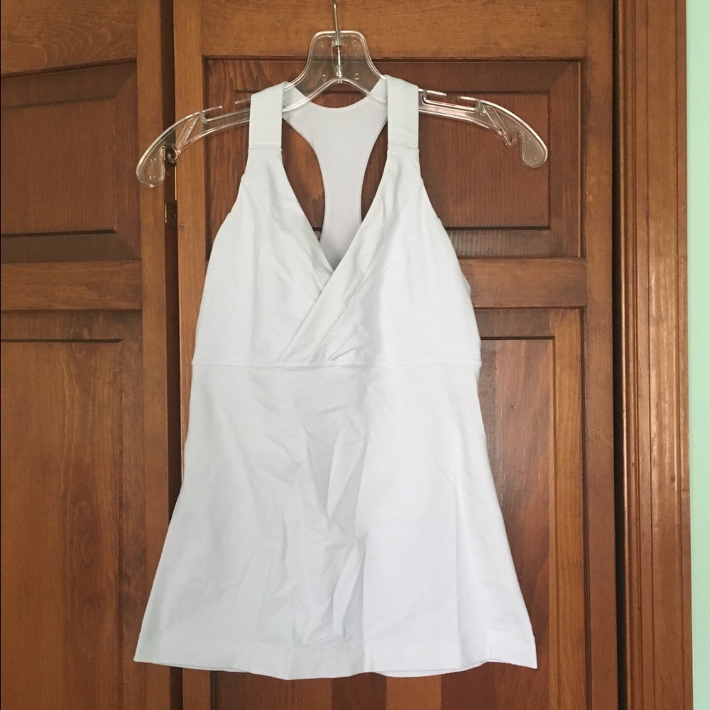 Lululemon tank