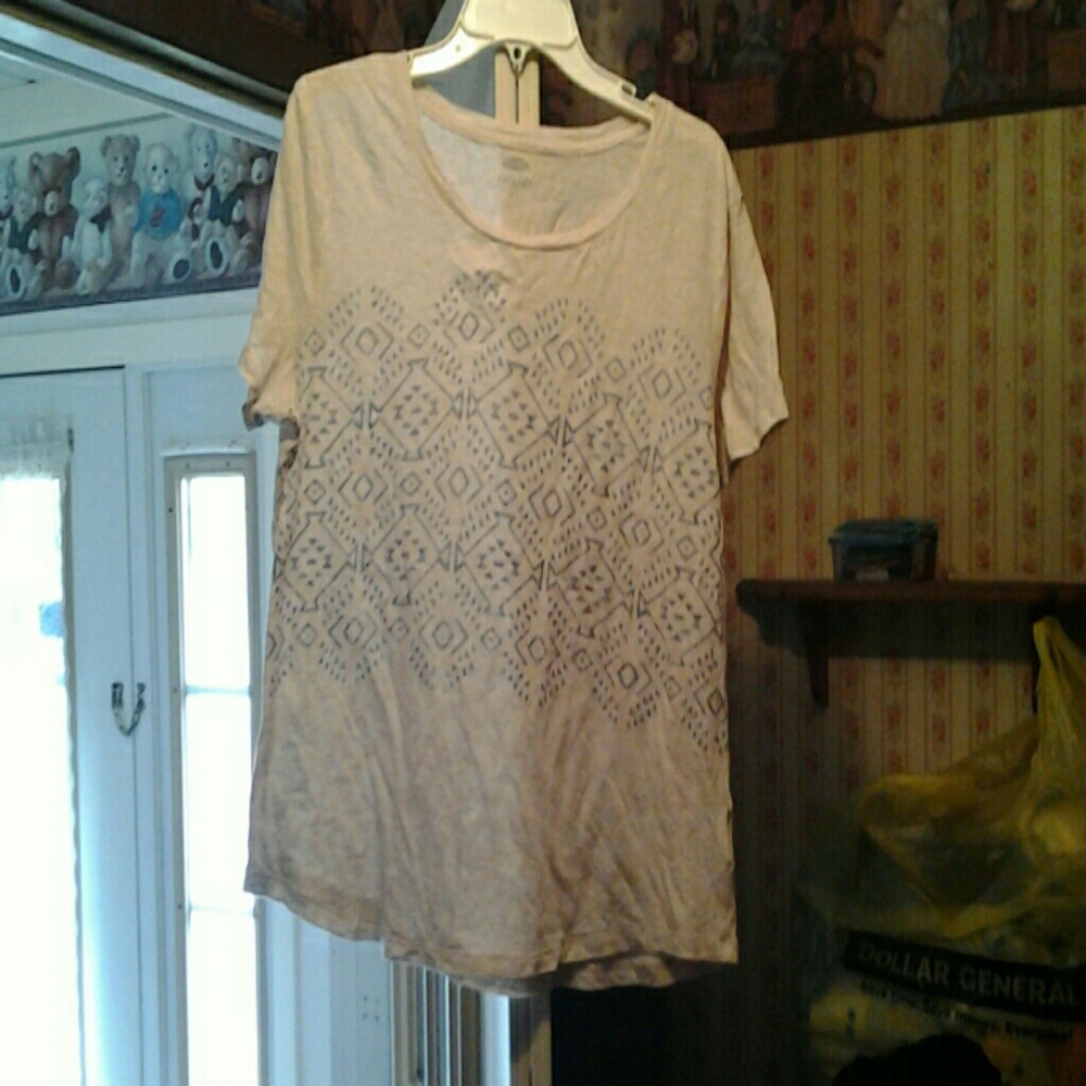 Old Navy top