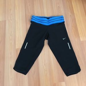 Nike Dri-Fit cropped workout pants size S