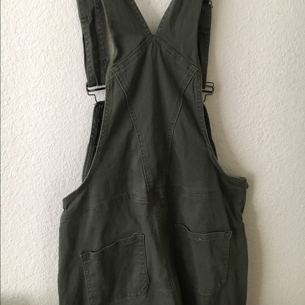 Overalls - Picture 3 of 4