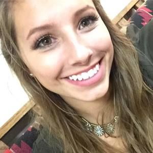 Meet your Posher, Mackenzy