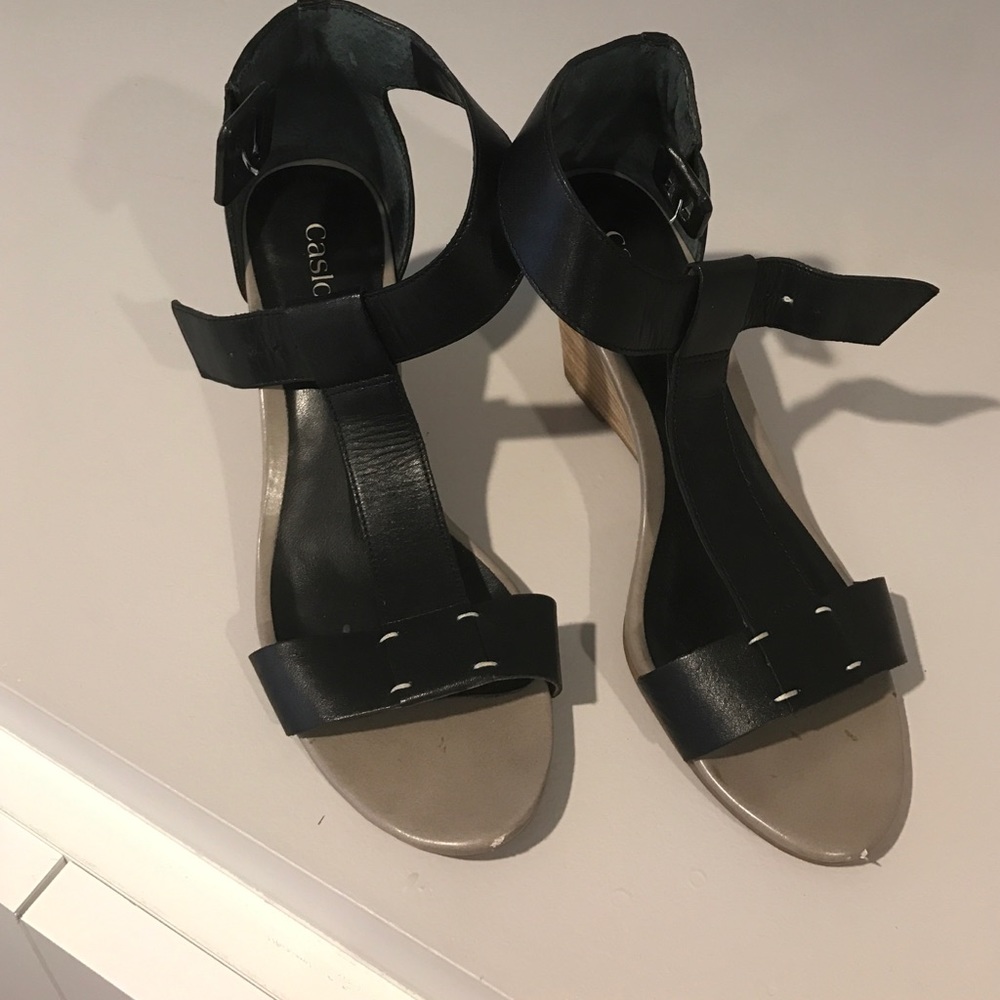 Caslon shoes