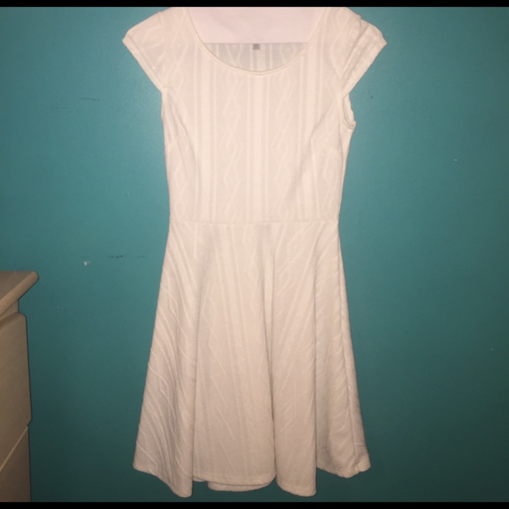 White patterned dress