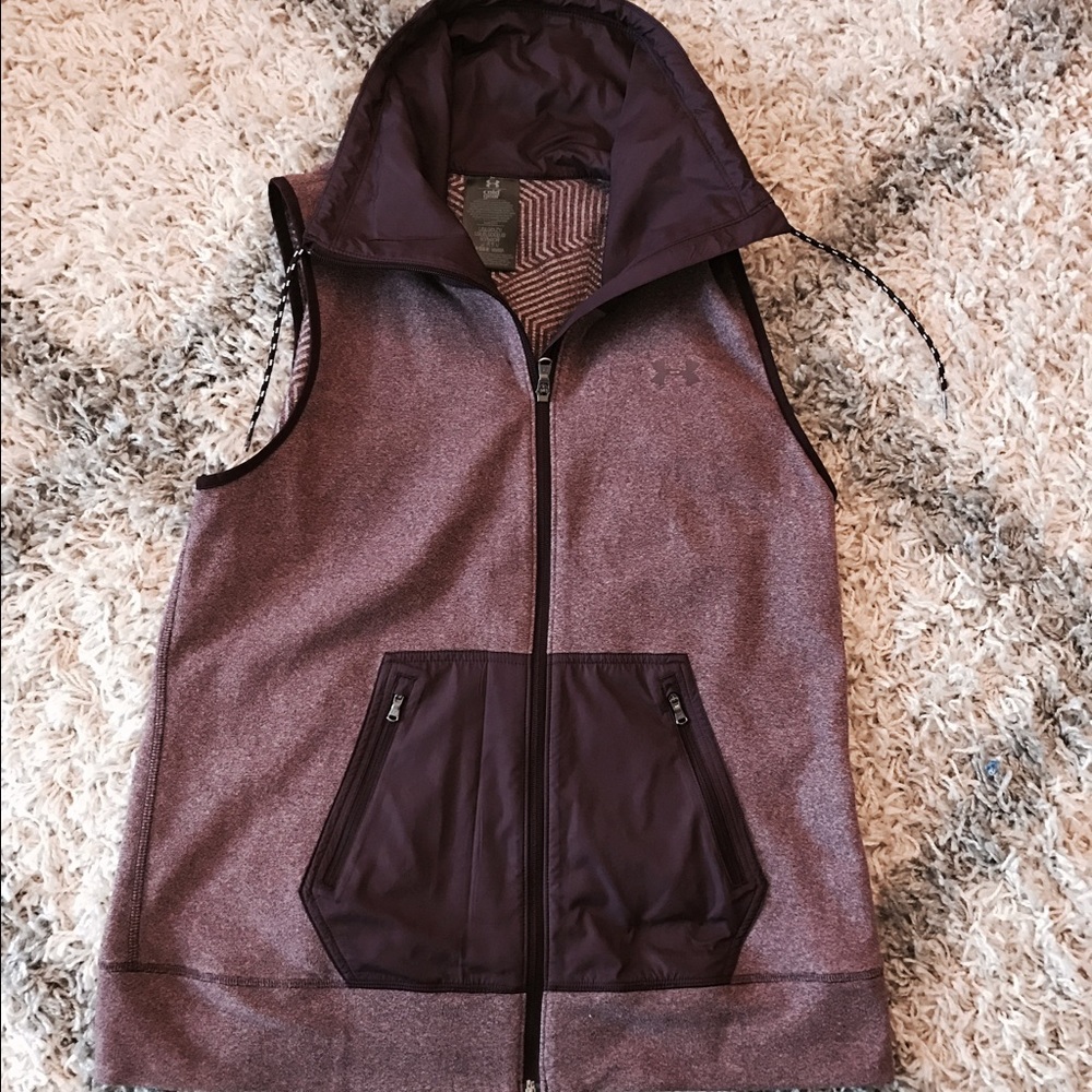 Under Armour Light Vest
