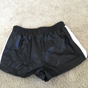 Pleather sporty shorts ! Comfy and hipstery !