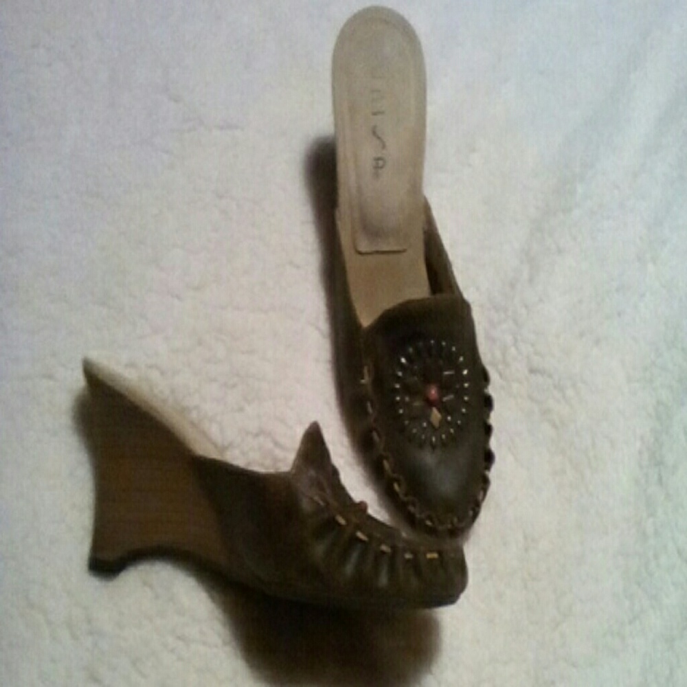 Unique wedge  shoes