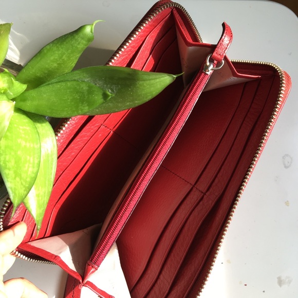 Wallet - Picture 2 of 2