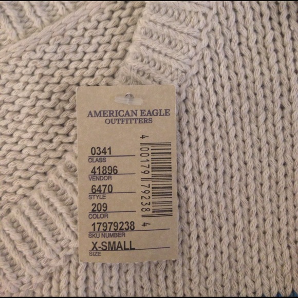 NWT AMERICAN EAGLE SLOUCHY CABLE KNIT FAIRISLE SWEATER - Picture 3 of 4
