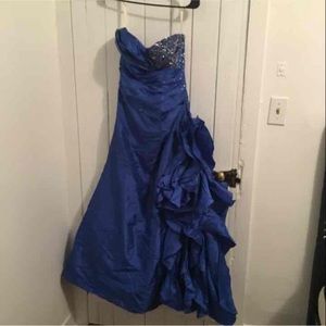 Blue strapless beaded prom dress