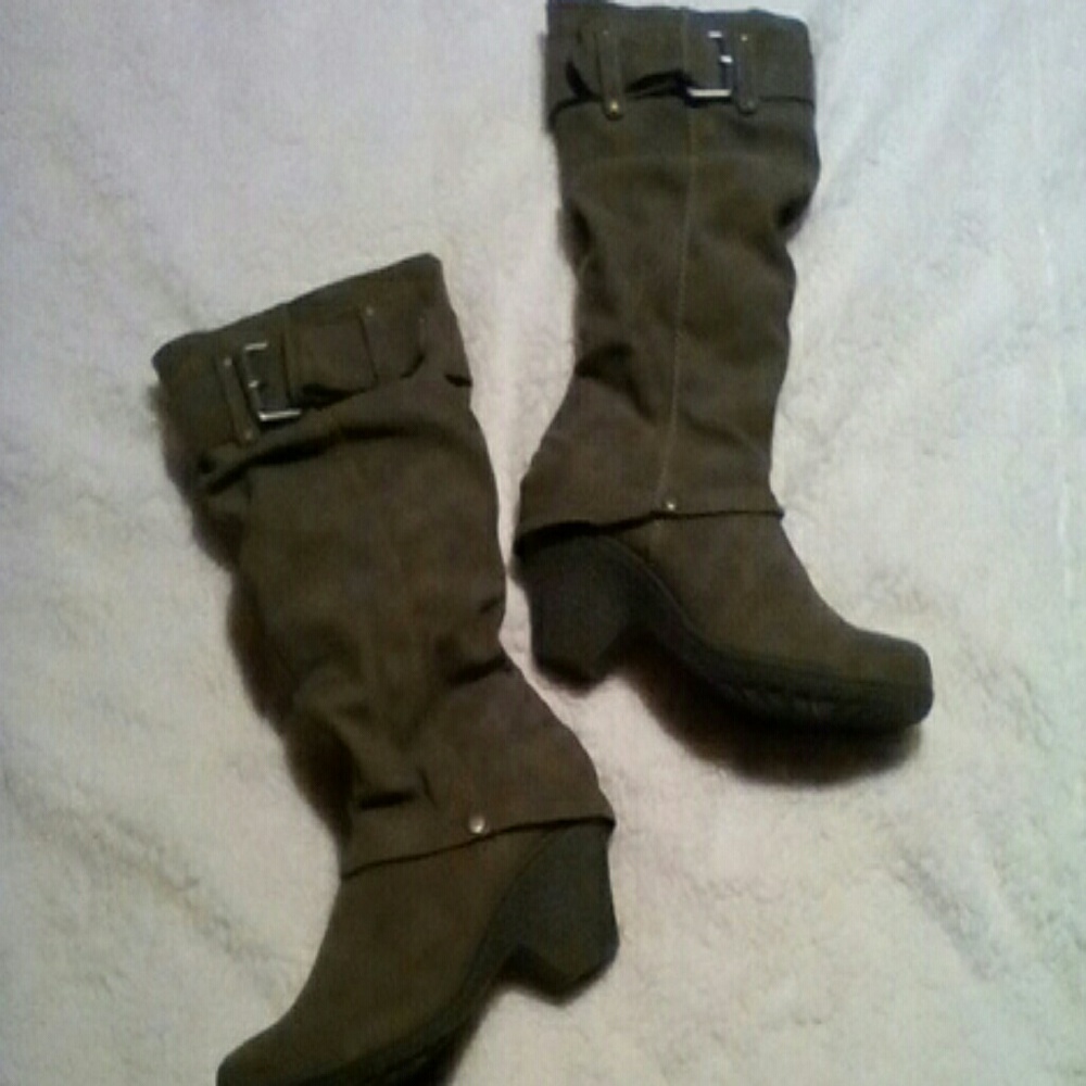 Suede  boots