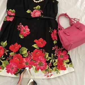 Hey look at me flowered dress by Jessica Howard!