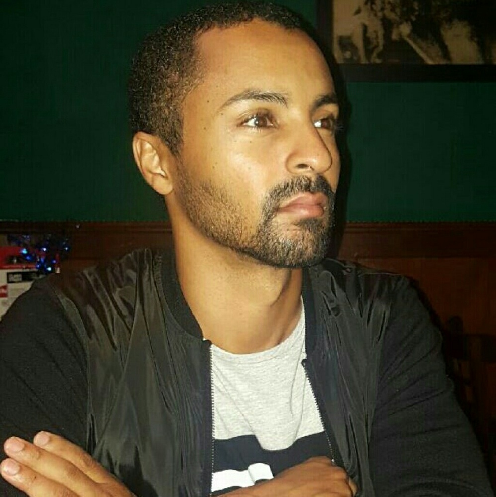 Meet your Posher, Claude