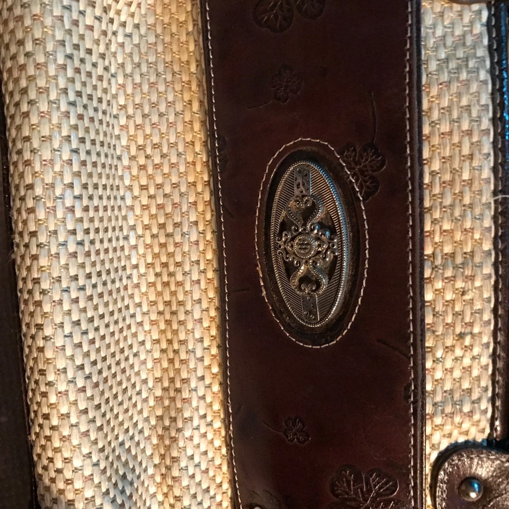 Handbag - Picture 2 of 2