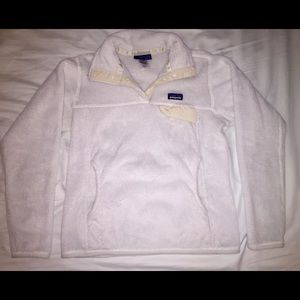 White Patagonia Pullover