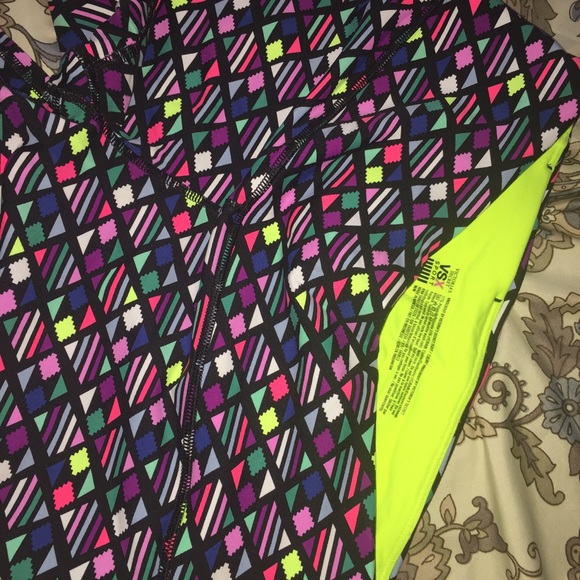 🚨SOLD🚨💕NWOT VSX Sport Leggings💕 - Picture 5 of 6