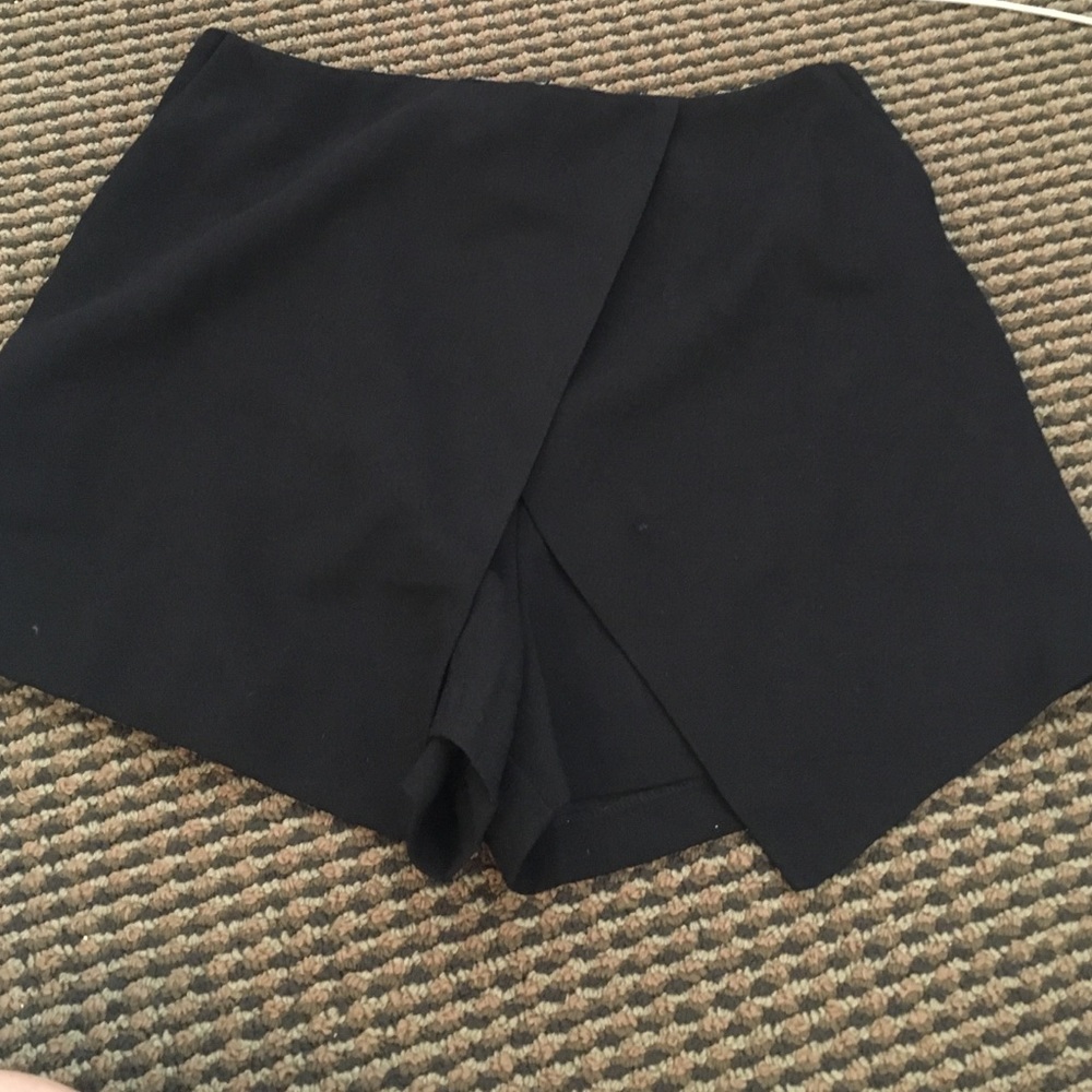 Tobi fold over skort in black