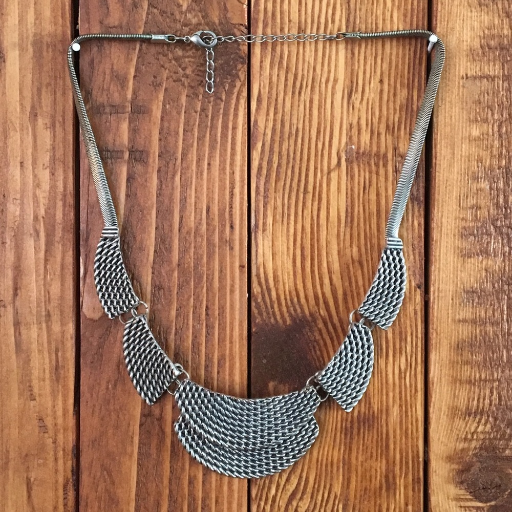 🎉🎉HOST PICK🎉🎉 Silver statement Neckless